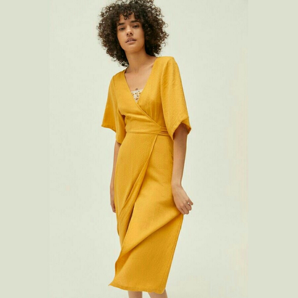 🌻SOLD🌻UO Kayla Surplice Wrap Midi Dress